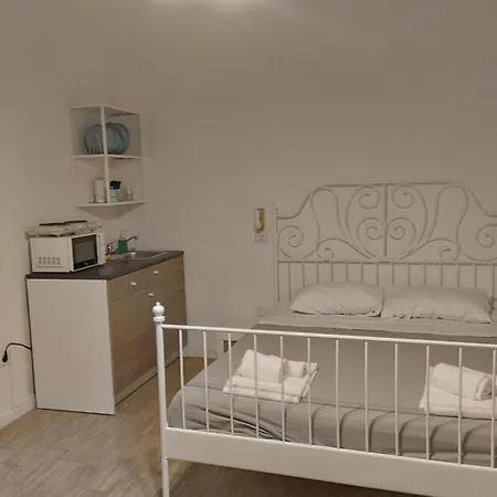 Apart Otel E Bausan 3*