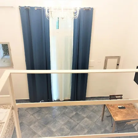 E Bausan * Napoli